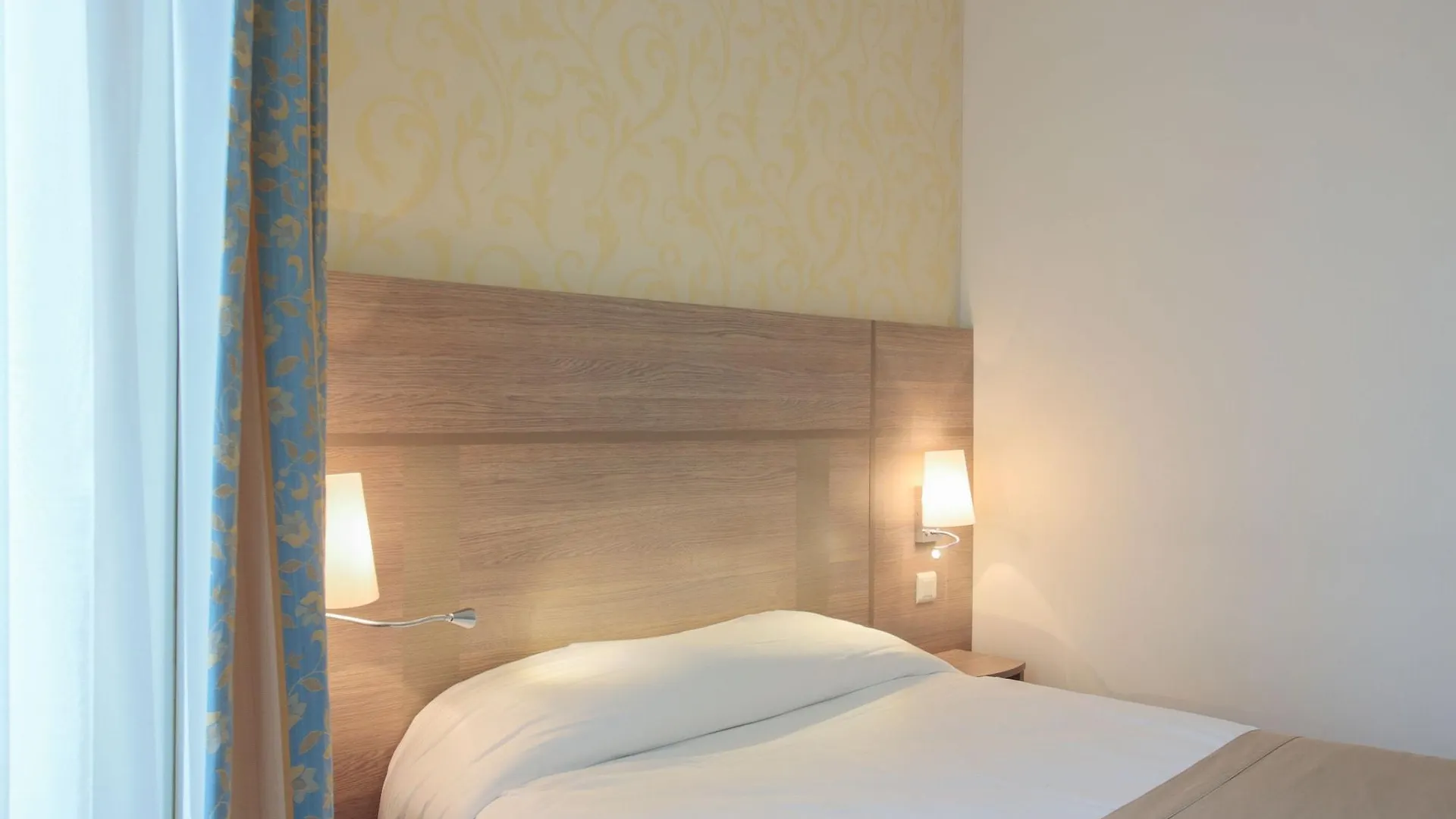 Grand Du Loiret Hotel 3*